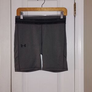 Under Armour girls heather gray heatgear Bike Shorts Large Youth NWOT